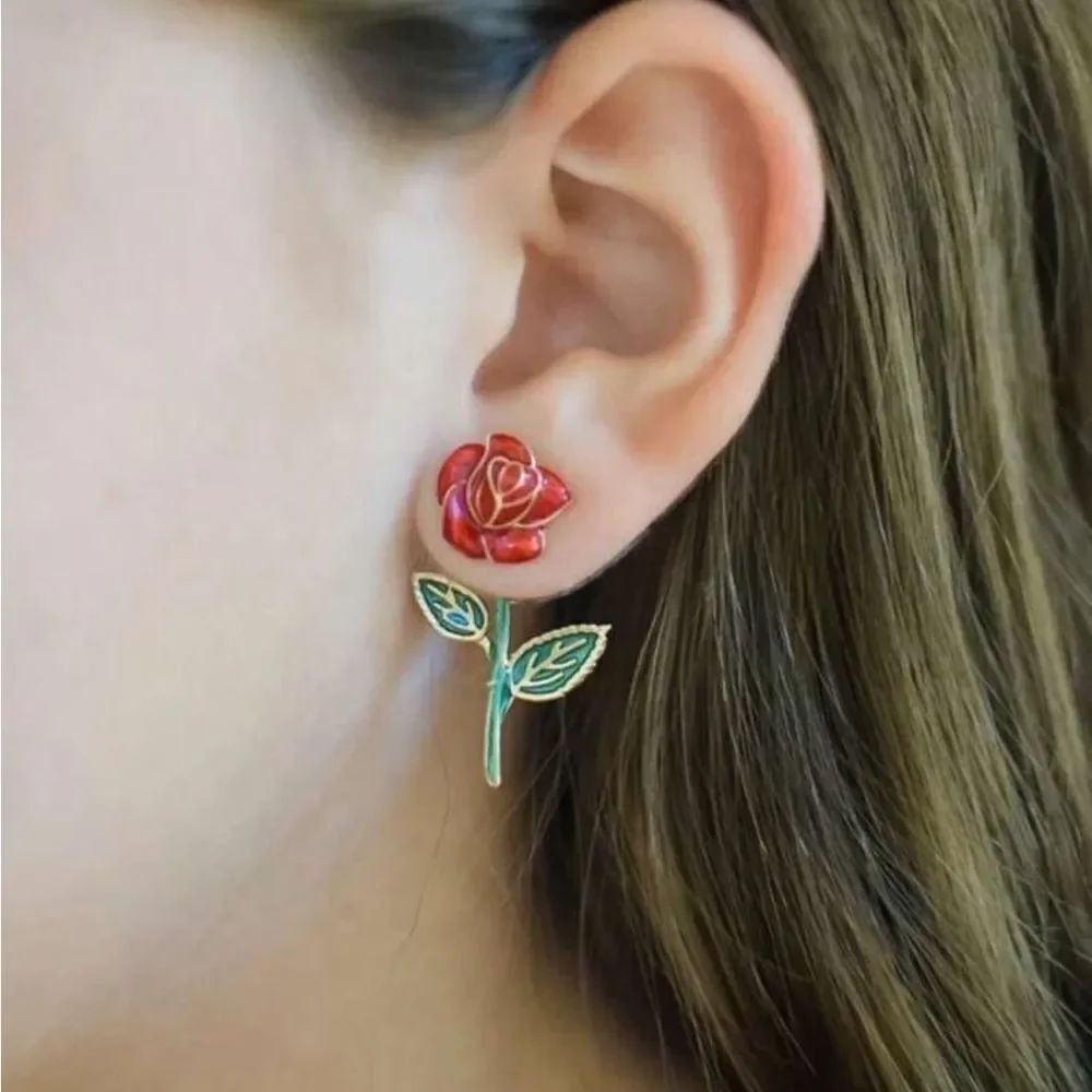 Flower stud earrings M1024